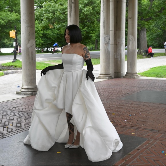 Wtoo Elegant White Strapless Dress - Picture 5 of 5